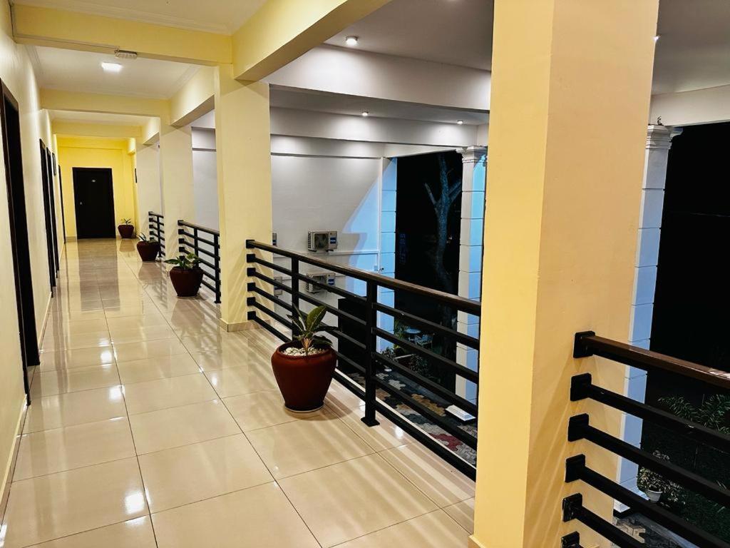 Hotel Northway Vavuniya Exteriér fotografie